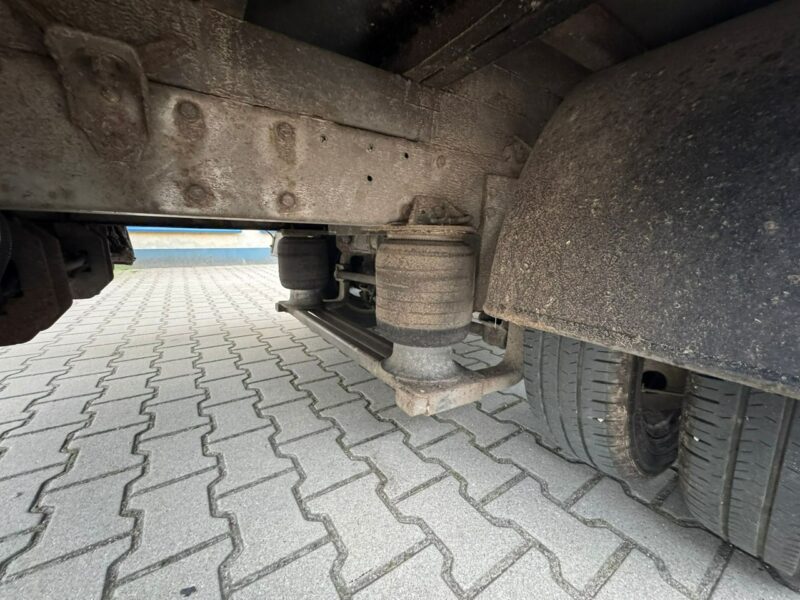 Renault Mascott Renault Mascott 3.0DCi 150-35 Klimatyzacja Winda Kontener Kamera Hak!