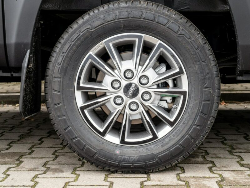Iveco Daily 35S18A8H V L4H3 18m3 Brygadowy 7-os. Pakiet Comfort Plus 2674 zł