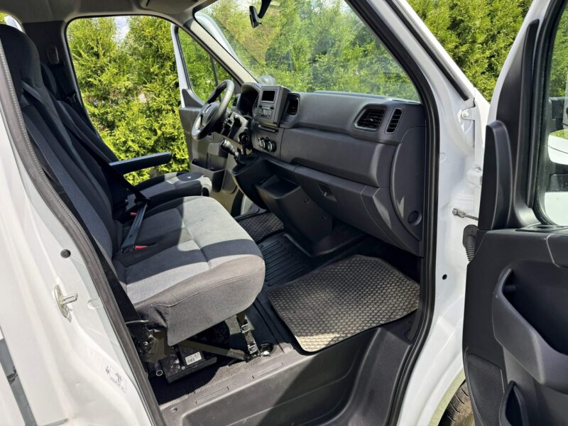 Renault Master 2,3 165KM Doka 7 osób Skrzynia Klima 25.000km