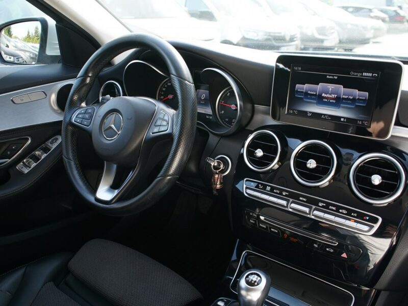 Mercedes C 180 C180 Bluetec AVANTGARDE Półskóry LED PDC Tempomat W205 (2014-2021)