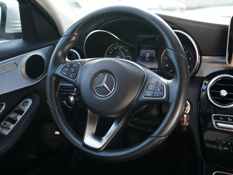 Mercedes C 180 C180 Bluetec AVANTGARDE Półskóry LED PDC Tempomat W205 (2014-2021)