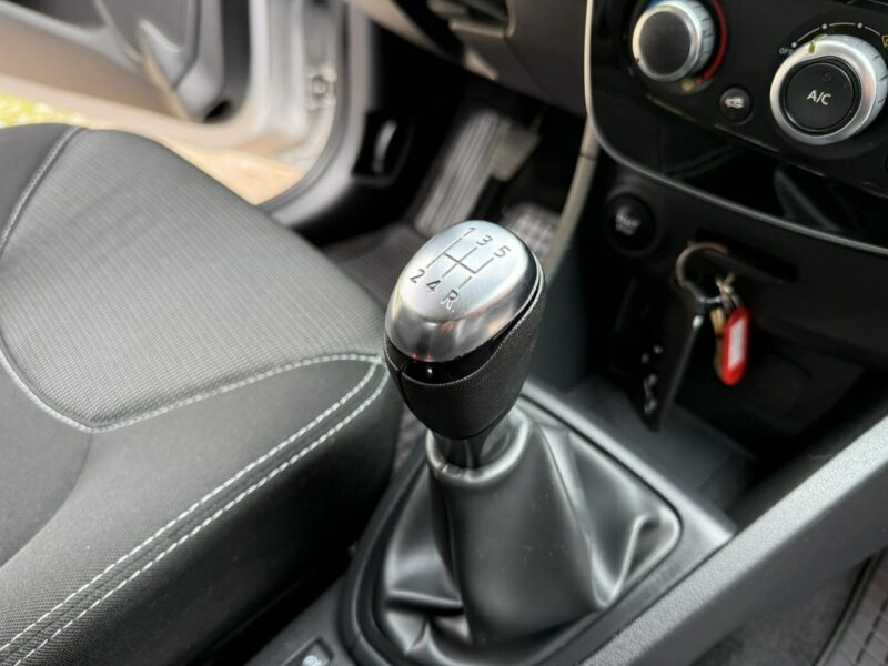 Renault Clio 1.2i*75PS*147.000km*Klima*Navi*Kolor*Piękny*Bez*Wkładu*Opony*wielosezo IV (2012-)