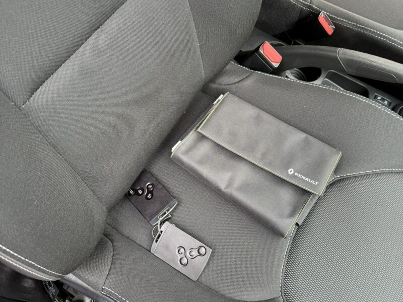 Renault Clio 1.2i*75PS*147.000km*Klima*Navi*Kolor*Piękny*Bez*Wkładu*Opony*wielosezo IV (2012-)
