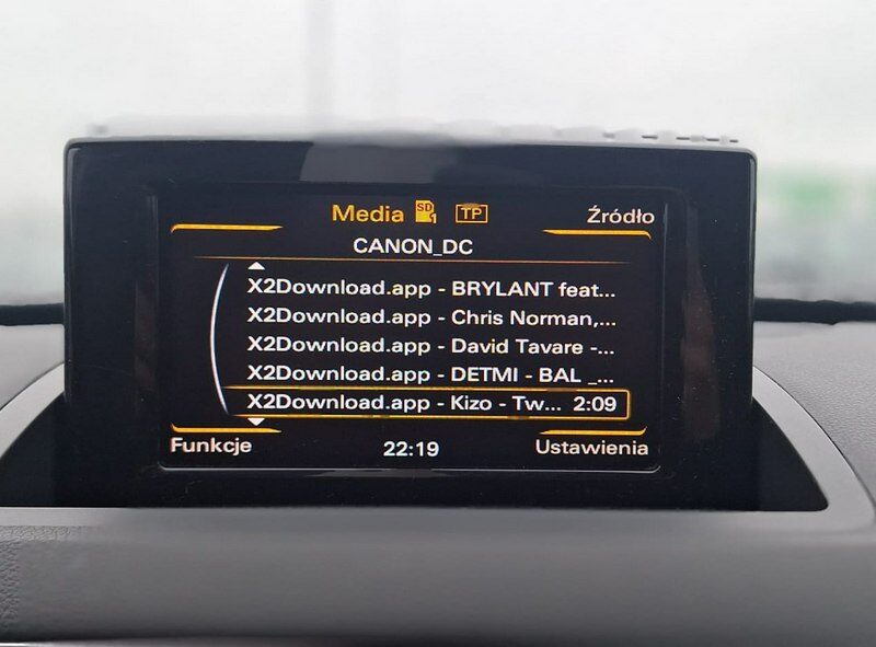 Audi Q3 bixenon ledy I (2011-2018)