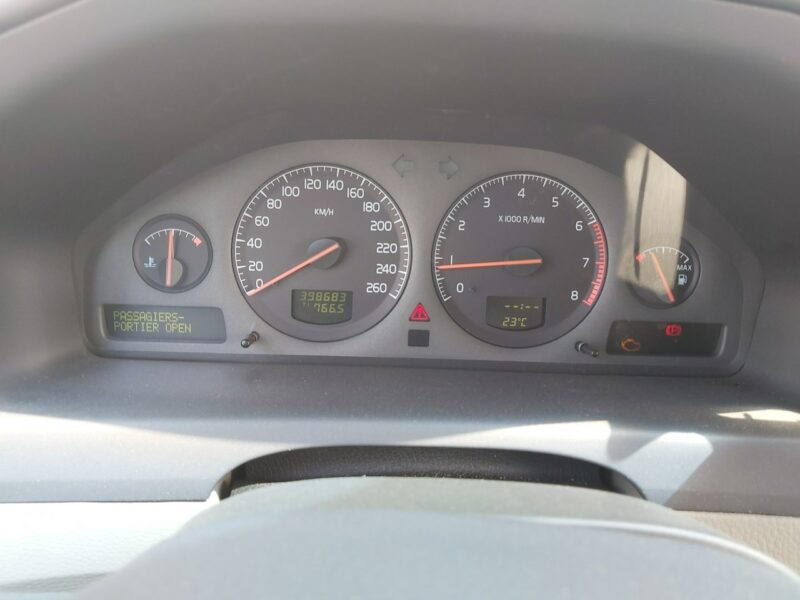 Volvo S60 2.4b manual I (2000-2010)