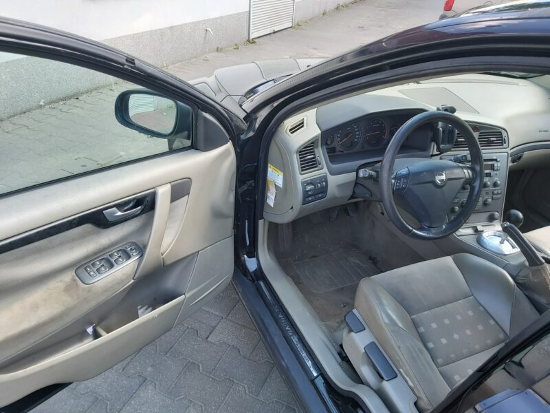 Volvo S60 2.4b manual I (2000-2010)