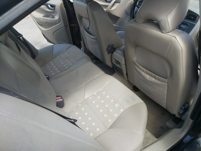 Volvo S60 2.4b manual I (2000-2010)