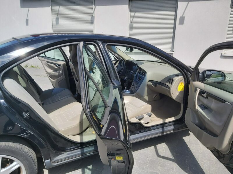 Volvo S60 2.4b manual I (2000-2010)