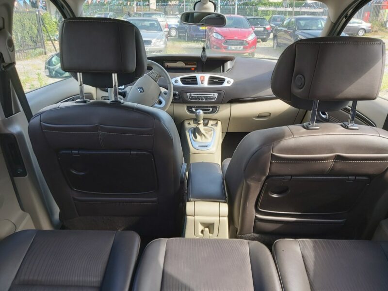 Renault Scenic 1.5DCI zadbane wnętrze III (2009-2016)