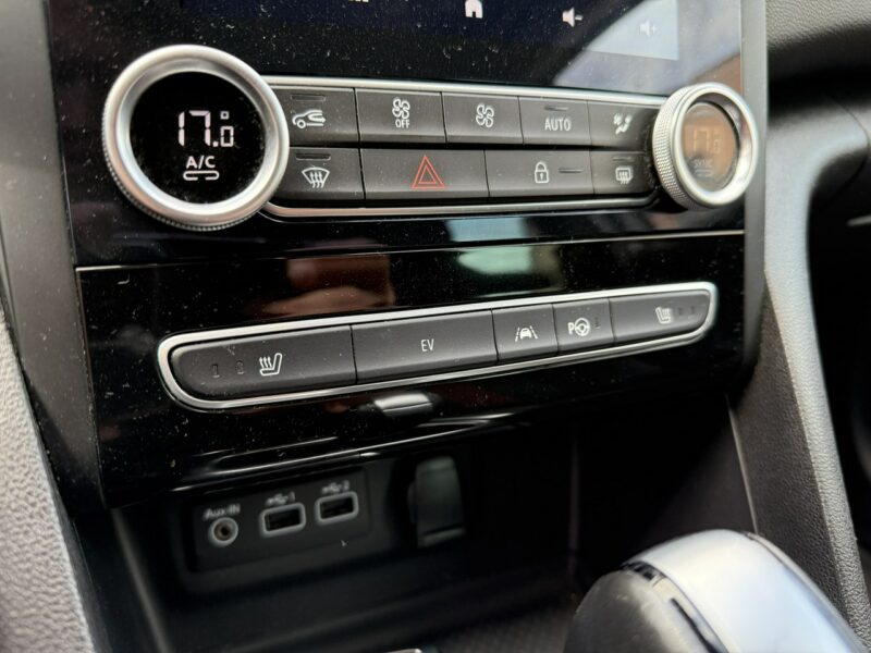 Renault Megane E-Tech*RS*LINE*Full*LED*NAvi*Kamera*Plug*In*Hybrid*Asystenci*Full*Opcj IV (2016-)
