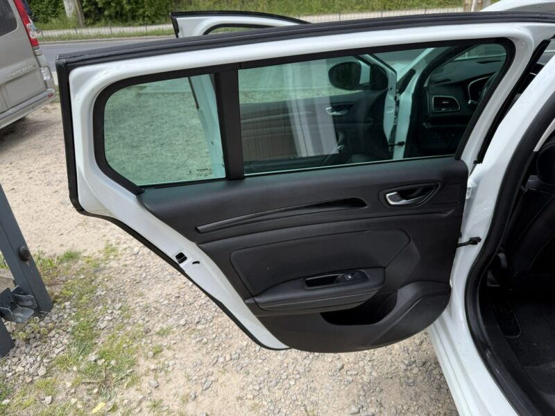 Renault Megane E-Tech*RS*LINE*Full*LED*NAvi*Kamera*Plug*In*Hybrid*Asystenci*Full*Opcj IV (2016-)
