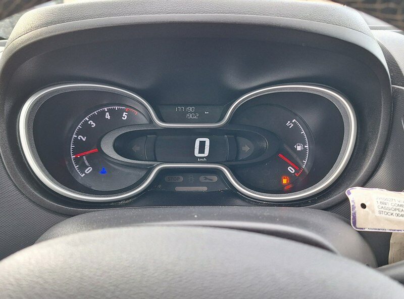 Opel Vivaro duza navi long 9 OSOBOWY II (2014-2019)