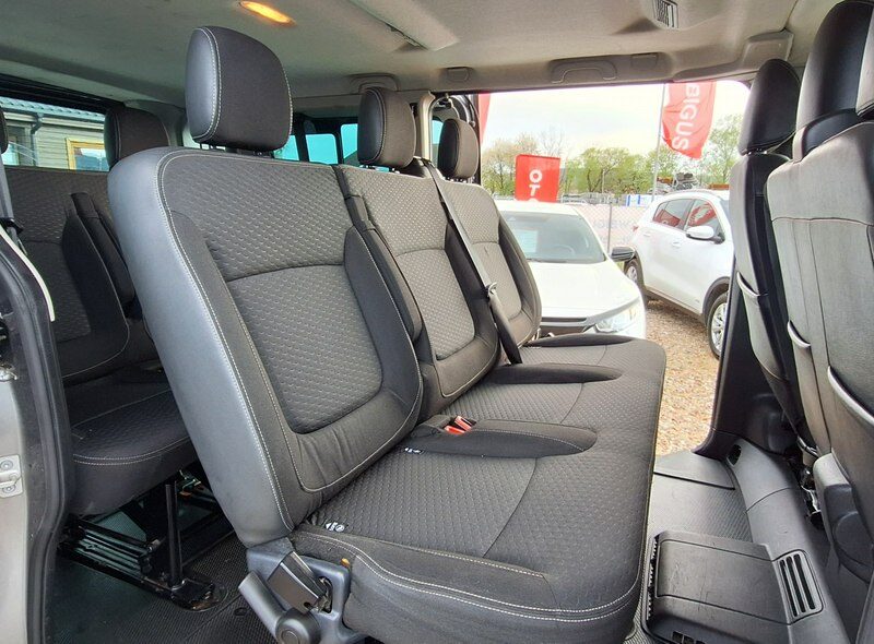 Opel Vivaro duza navi long 9 OSOBOWY II (2014-2019)
