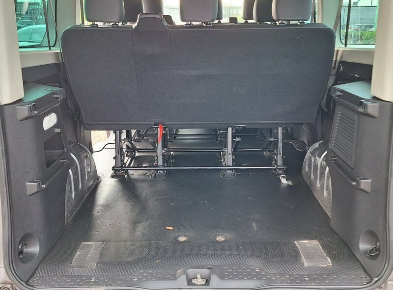 Opel Vivaro duza navi long 9 OSOBOWY II (2014-2019)