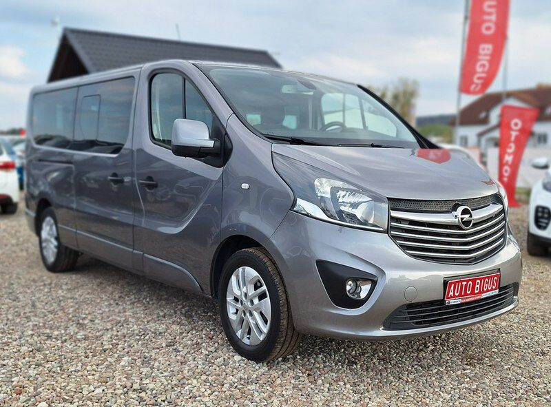 Opel Vivaro duza navi long 9 OSOBOWY II (2014-2019)