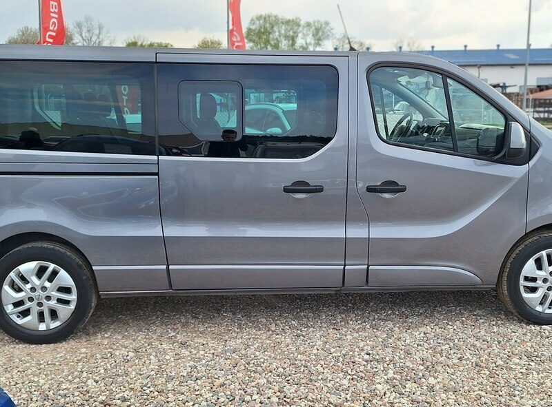 Opel Vivaro duza navi long 9 OSOBOWY II (2014-2019)