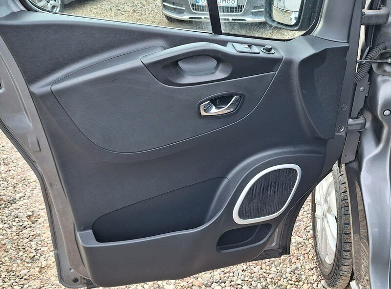 Opel Vivaro duza navi long 9 OSOBOWY II (2014-2019)