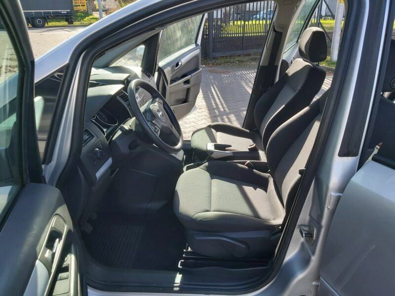 Opel Zafira 1.6b zadbana sprawna 7 osobowa B (2005-2011)