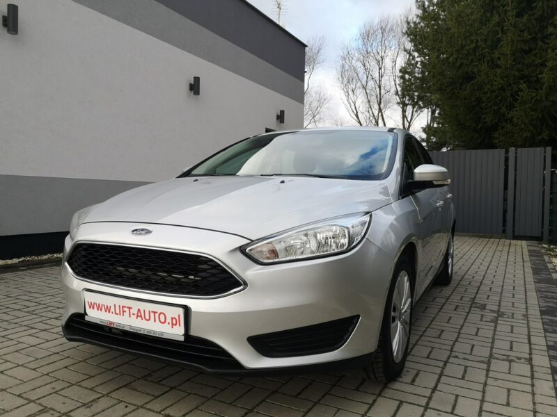 Ford Focus 1.6 16V Benzyna Klima Podgrz. szyby Salon Polska Gwarancja Mk3 (2010-2018)