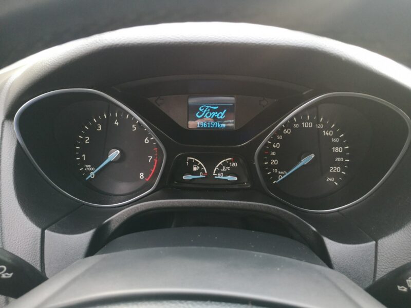 Ford Focus 1.6 16V Benzyna Klima Podgrz. szyby Salon Polska Gwarancja Mk3 (2010-2018)