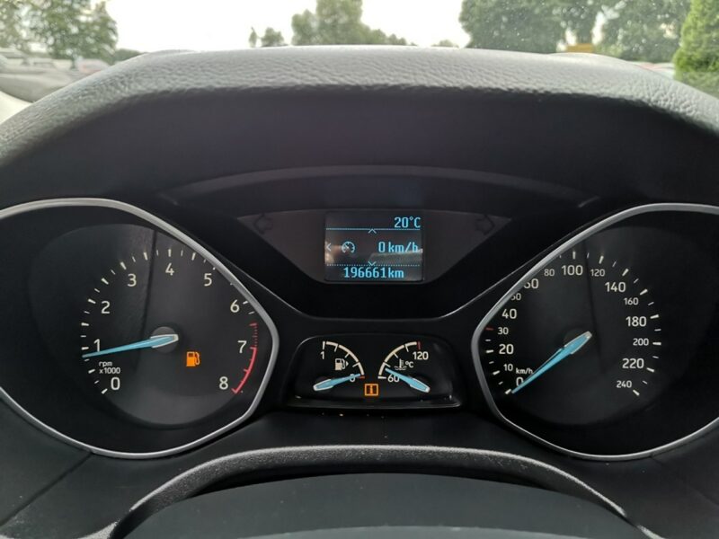 Ford Focus 1.6 16V Benzyna Klima Podgrz. szyby Salon Polska Gwarancja Mk3 (2010-2018)