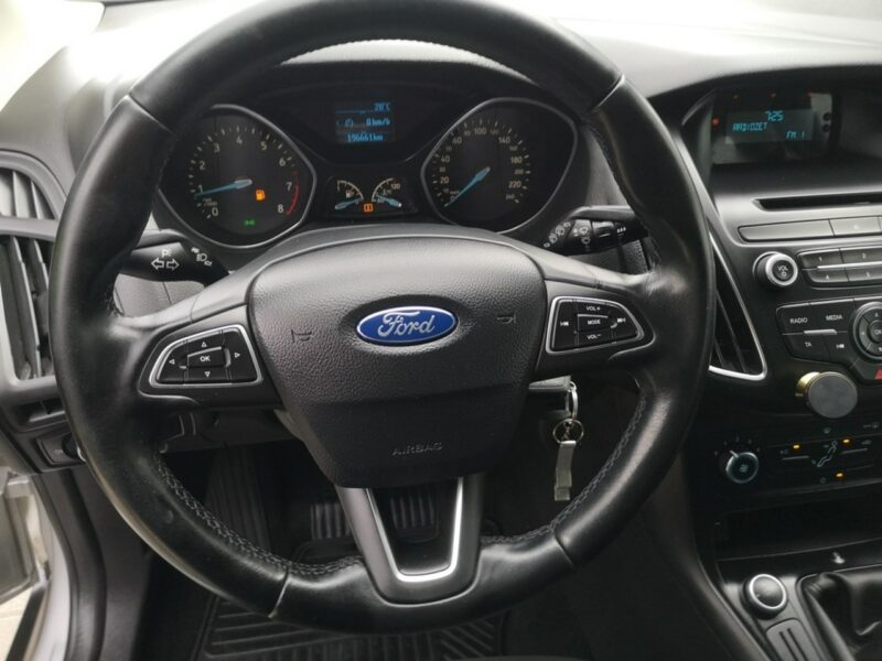 Ford Focus 1.6 16V Benzyna Klima Podgrz. szyby Salon Polska Gwarancja Mk3 (2010-2018)