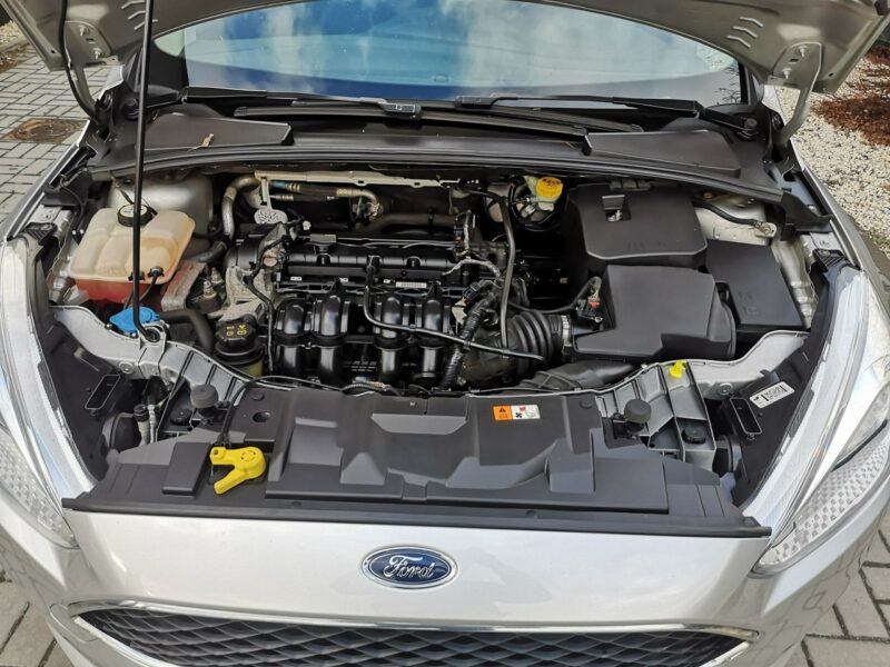Ford Focus 1.6 16V Benzyna Klima Podgrz. szyby Salon Polska Gwarancja Mk3 (2010-2018)