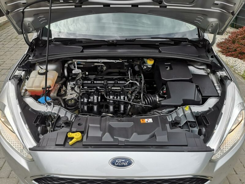 Ford Focus 1.6 16V Benzyna Klima Podgrz. szyby Salon Polska Gwarancja Mk3 (2010-2018)