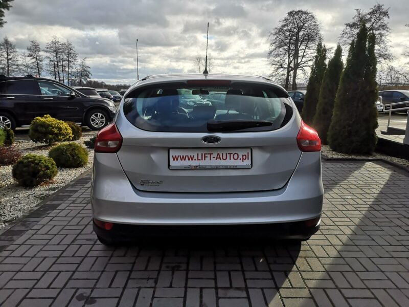 Ford Focus 1.6 16V Benzyna Klima Podgrz. szyby Salon Polska Gwarancja Mk3 (2010-2018)