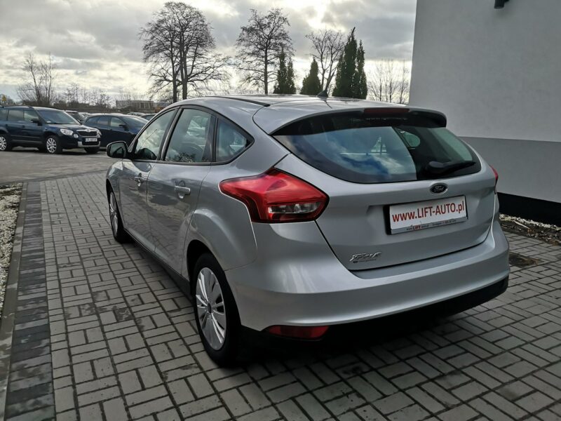 Ford Focus 1.6 16V Benzyna Klima Podgrz. szyby Salon Polska Gwarancja Mk3 (2010-2018)
