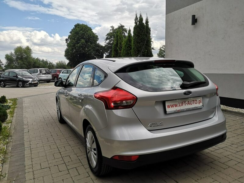 Ford Focus 1.6 16V Benzyna Klima Podgrz. szyby Salon Polska Gwarancja Mk3 (2010-2018)