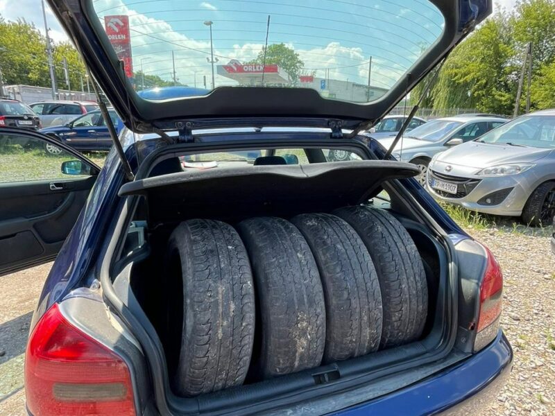 Audi A3 1.6b 101KM zarejestrowana 8L (1996-2003)