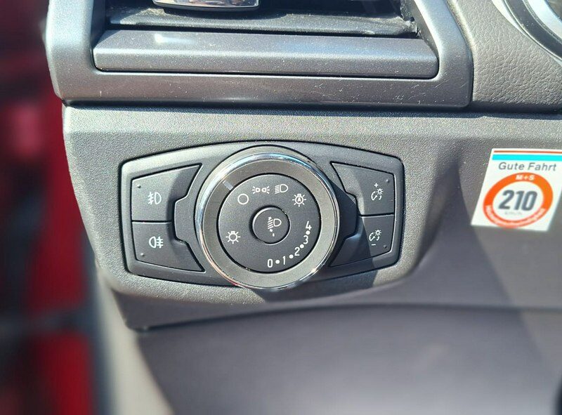Ford Mondeo duza navi Mk5 (2014-)