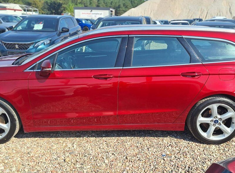 Ford Mondeo duza navi Mk5 (2014-)