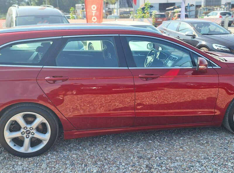 Ford Mondeo duza navi Mk5 (2014-)