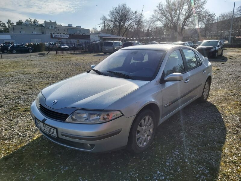 Renault Laguna Laguna salon Pl 2.0b II (2001-2005)