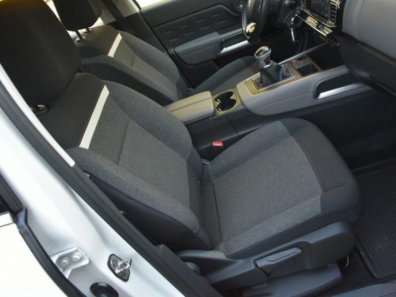 Citroen C5 Aircross 1.5HDi 130KM Manual 2019r. SALON Serwisowany FV23 LED