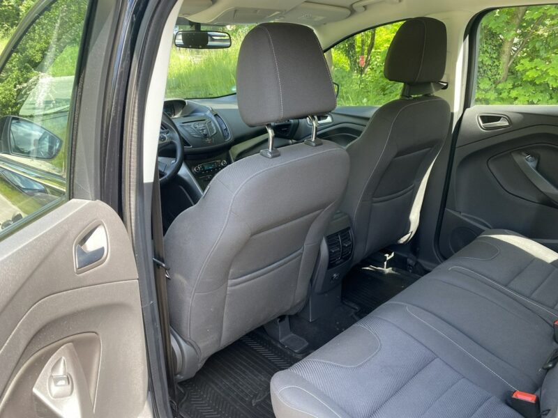 Ford Kuga Ford Kuga Opłacony 2.0 TDCi Trend Klimatronic II (2012-)