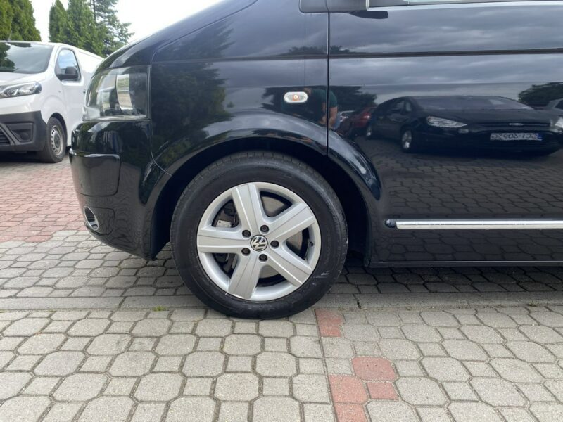 Volkswagen Multivan 2.0 180 KM ,Highline, Automat, Elektryczne drzwi,Navi