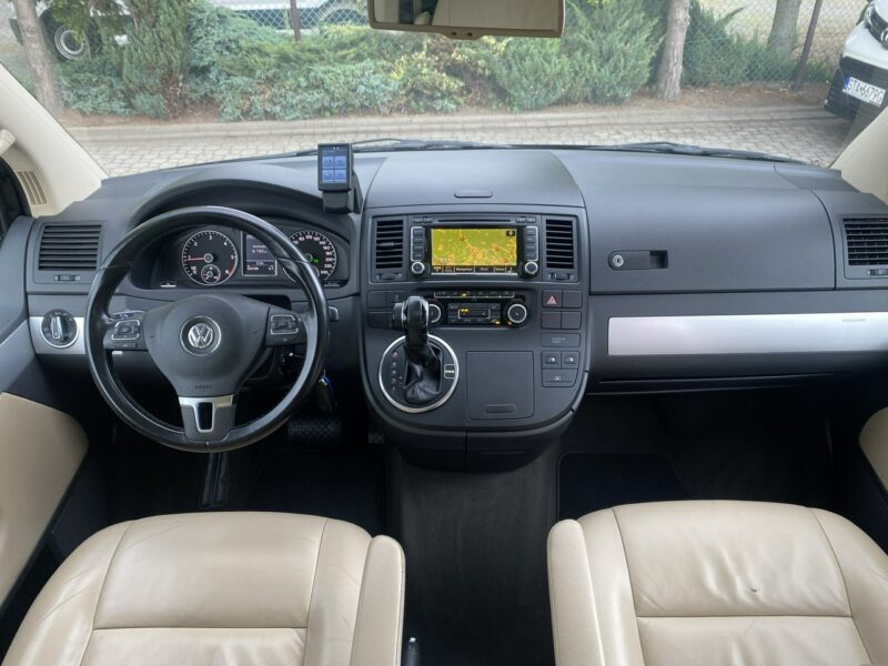 Volkswagen Multivan 2.0 180 KM ,Highline, Automat, Elektryczne drzwi,Navi