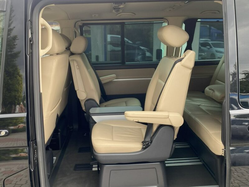 Volkswagen Multivan 2.0 180 KM ,Highline, Automat, Elektryczne drzwi,Navi