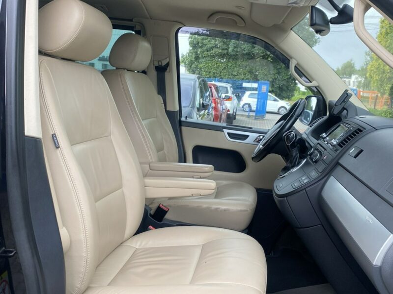 Volkswagen Multivan 2.0 180 KM ,Highline, Automat, Elektryczne drzwi,Navi