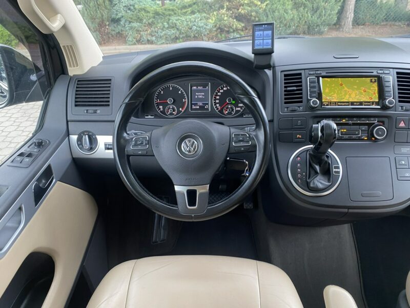 Volkswagen Multivan 2.0 180 KM ,Highline, Automat, Elektryczne drzwi,Navi