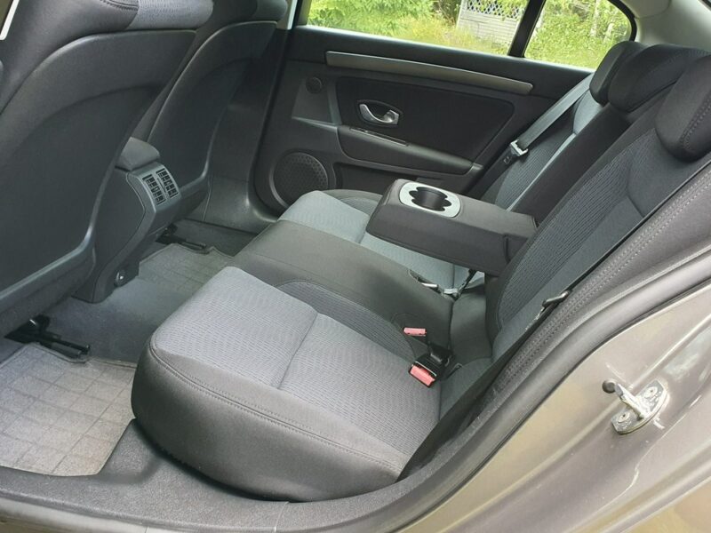 Renault Laguna 2.0 16v 140KM # NAVI # Climatronic # Piękny Kolor !!! III (2007-)