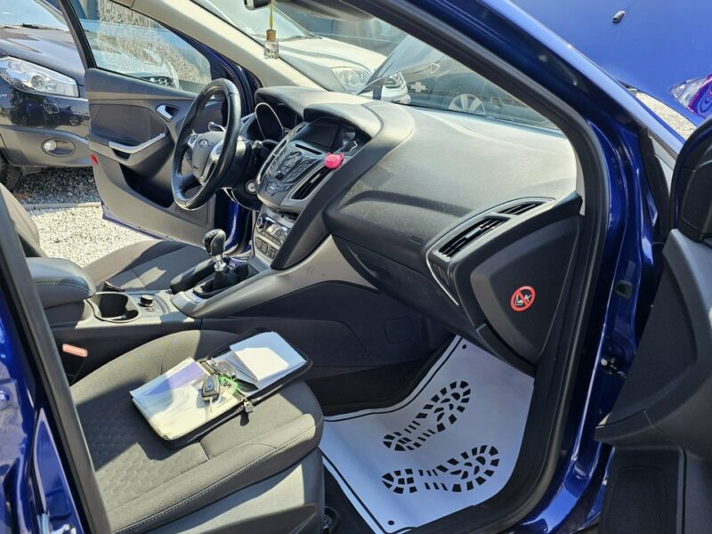 Ford Focus -SPRZEDANY- Oszczędny 125KM!Śliczny kolor,Mega wyp.SAM PARKUJE Mk3 (2010-2018)