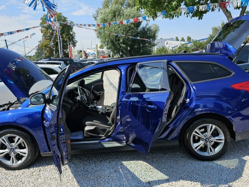 Ford Focus -SPRZEDANY- Oszczędny 125KM!Śliczny kolor,Mega wyp.SAM PARKUJE Mk3 (2010-2018)