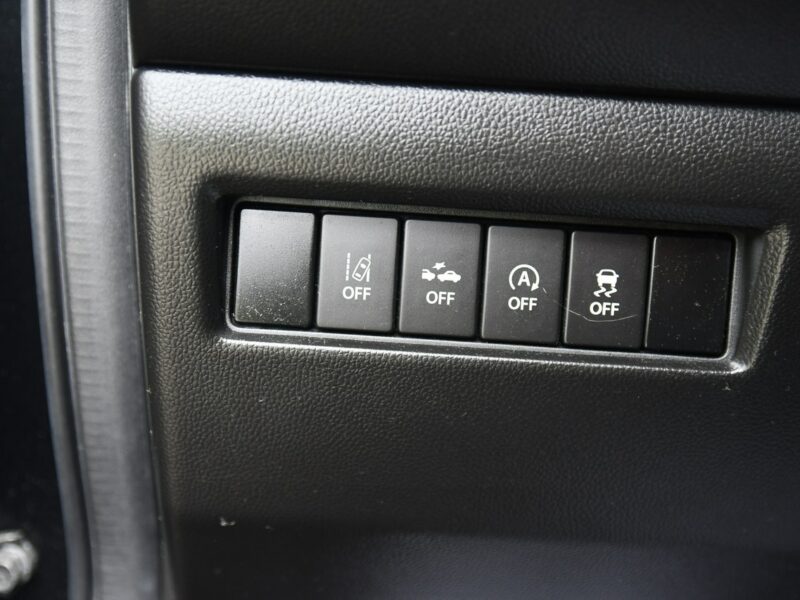 Suzuki Swift 1,2Hybryda kam.Cof.Navi,Asystent Pasa Ruchu.Ledy.kredyt.GWARANCJA VI (2017-)