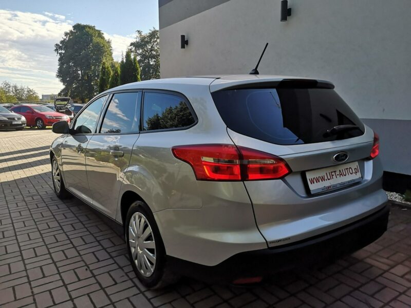 Ford Focus 1.5 TDCI 95KM Klima Tempomat Halogeny Led Salon Pl Gwarancja Mk3 (2010-2018)