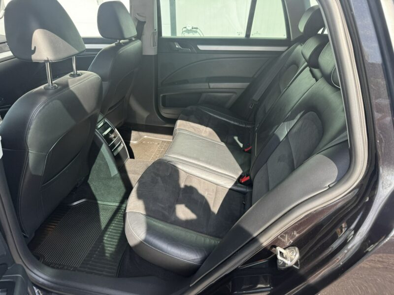 Škoda Superb Raty/Zamiana Gwarancja 1,6 TDI greenline bogato wyposażona śliczna II (2008-2015)