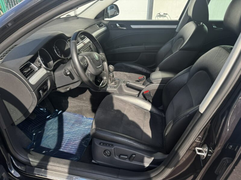 Škoda Superb Raty/Zamiana Gwarancja 1,6 TDI greenline bogato wyposażona śliczna II (2008-2015)
